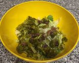 Foto del paso 2 de la receta: Ensalada diet de lechuga, brócoli, tomates secos y aceitunas negras