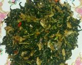 Foto langkah ke 3 dari resep Tumis daun pepaya.