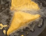 A picture of step 4 of Bread pakoda.