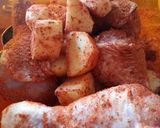 A picture of step 3 of Spicy herby chicken and potatoes cooked in a bag.