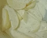 Foto langkah ke 3 dari resep Potato Wedges, Simpel dan Enak Hanya 2 Bahan Saja 😉.