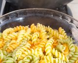 Foto del paso 2 de la receta: Ensalada tibia de pasta y vegetales 😋