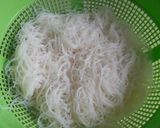 Foto langkah ke 1 dari resep Bihun Jamur Meriah.