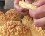 Foto langkah ke 5 dari resep Soboro Ppang (Korean Streusel Bread).