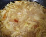 Foto del paso 1 de la receta: Revuelto de salchipapa