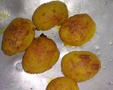 A picture of step 2 of Kashmiri patato.