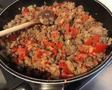Une image de l'étape 7 de Bœuf aux tomates, oignons et épices italiennes.