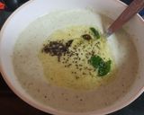 A picture of step 2 of Coconut chutney mumbai anna style.