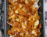 Foto langkah ke 4 dari resep Cheese and beef bread pudding.