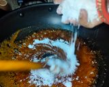 आरिशा पीठा (arisa pitha recipe in Hindi) रेसिपी चरण 2 फोटो