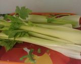 Foto del paso 1 de la receta: Ensalada de Apio Rúcula (berro)Tomate