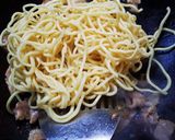 รูปขั้นตอนการทำที่ 4 ของ หมี่เหลืองผัดซีอิ๊ว