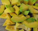 Hình bước làm 2 của món Canh bí đỏ hầm xương
