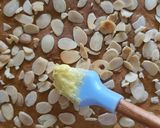 Foto langkah ke 6 dari resep Roti Tawar Almond Tepung Beras Gluten Free.