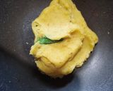 Foto langkah ke 2 dari resep Kembang seruni buah naga.