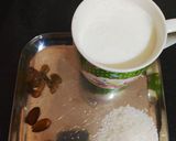 A picture of step 1 of Mango shake.