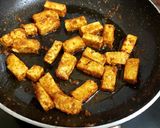 A picture of step 4 of Paneer fry.