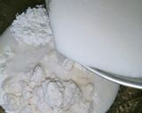 Foto langkah ke 2 dari resep Kue Pancong / Gandos Rangin.