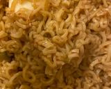 A picture of step 1 of Indomie.