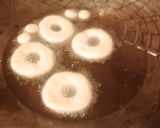 Foto del paso 3 de la receta: Mini donitas caseras