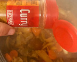 Foto del paso 2 de la receta: Arroz con cerdo especiado al curry