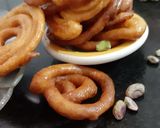 जलेबी (Jalebi recipe in Hindi) रेसिपी चरण 9 फोटो