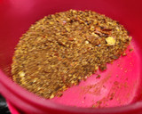 A picture of step 2 of Dates and tamarind chutney.