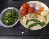 રવા ના ઉત્તપમ(Rava uttapam recipe in gujarati) રેસીપી સ્ટેપ2ફોટો