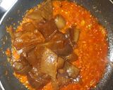 A picture of step 5 of Peppered kpomo.