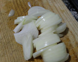 Foto del paso 1 de la receta: Sang amb ceba. (Sangre con cebolla)