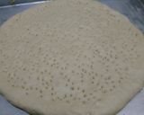 Foto langkah ke 4 dari resep Pizza Sosis Home Made.