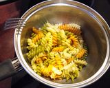 Sült hekk-falatkák párolt zöldséges tésztával recept fázis 2 fotója