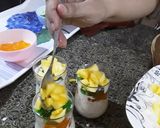 A picture of step 4 of Mango Sagoo Jelly Dessert.