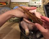 A picture of step 6 of Korean ginseng chicken soup 🥣.