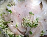 Foto del paso 1 de la receta Albóndigas de merluza en salsa de vino blanco