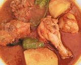 A picture of step 4 of Chicken Aloo Curry.