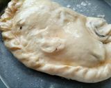 A picture of step 4 of Chocolate calzone 🍫.