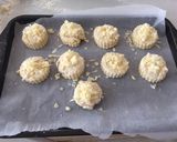 A picture of step 6 of Cheese scones.