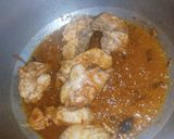 A picture of step 1 of Chicken Aloo Shorba.