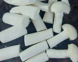 Hình bước làm 2 của món Đậu gà kho nước tương