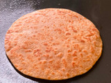 तिळगुळ पोळी (Tilgul Poli Recipe In Marathi)