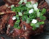 Foto langkah ke 6 dari resep Ikan Keranjang Bumbu Tomat.