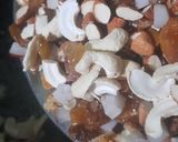 A picture of step 1 of Kesar Pista Rabdi In Qiwami Seviyan Bowl.