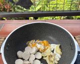 Foto langkah ke 4 dari resep Nasi Goreng Tuna.