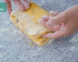 A picture of step 12 of Pumpkin / Squash Scones.