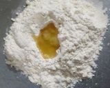 A picture of step 5 of Manchurian frankie roll.