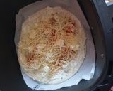 Une image de l'étape 2 de Pizzas 🍕 wrap apéritives brie et fromage à l'ail.