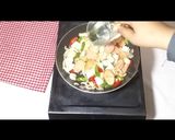 Foto langkah ke 4 dari resep Oseng tahu saus madu.