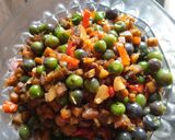 Foto langkah ke 4 dari resep Tumis oncom dan leunca ke dua.