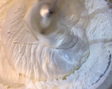 Foto del paso 11 de la receta: Pastel de mantequilla y almendra, relleno de nata
